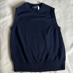5-6 years NWT - The Children's Place Navy V-Neck Knit Sweater Vest